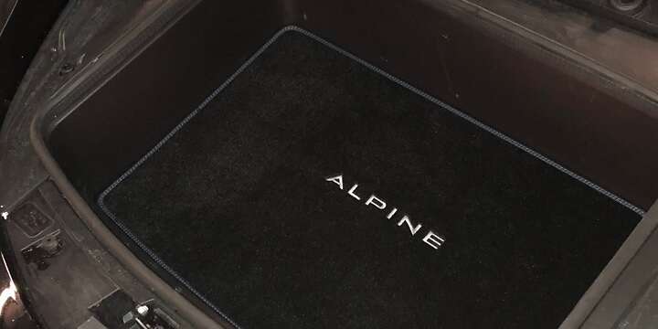 tapis de coffre avant