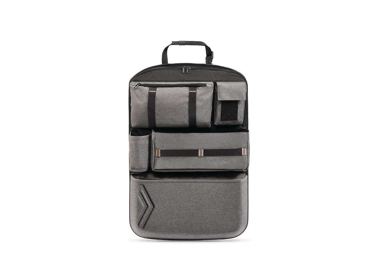 Multifunktions-Organizer auf dem Vordersitz